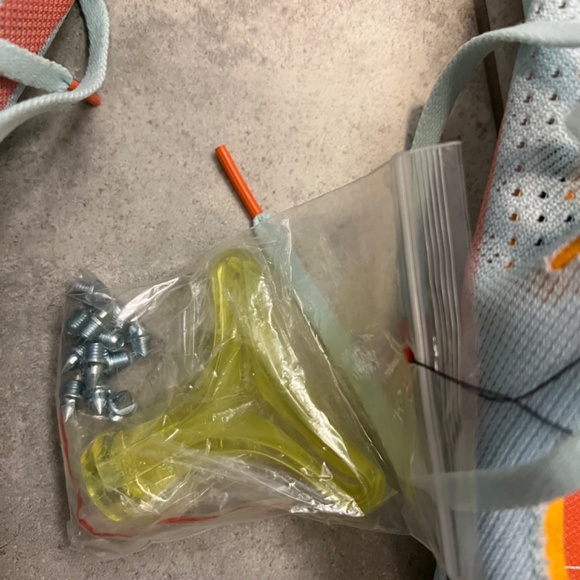 HOKA Cielo X MD NWOT all gender men’s size 11 women’s size 12.5 - Picture 4 of 8